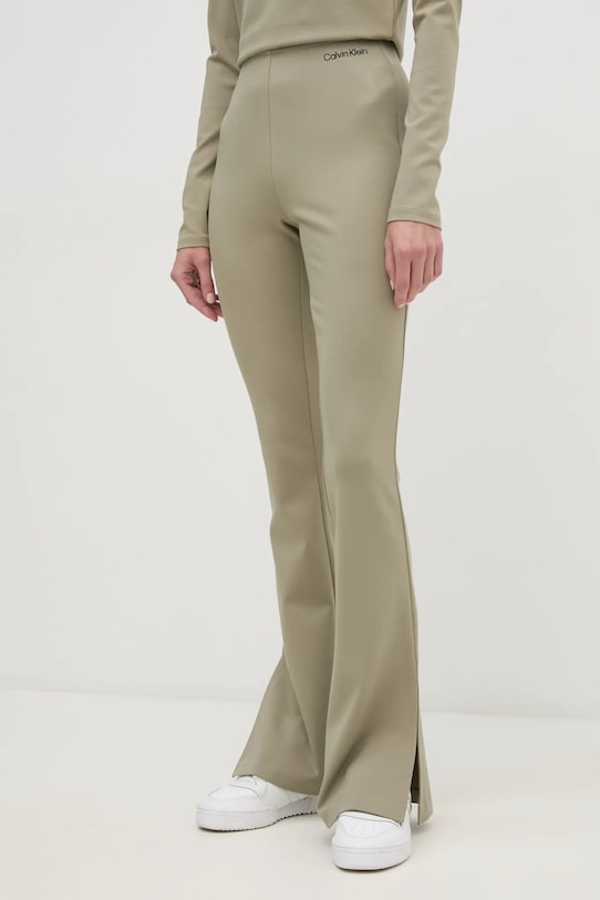 Спортивные брюки Calvin Klein Jeans, зеленый
Спортивные брюки Calvin Klein Jeans, зеленый