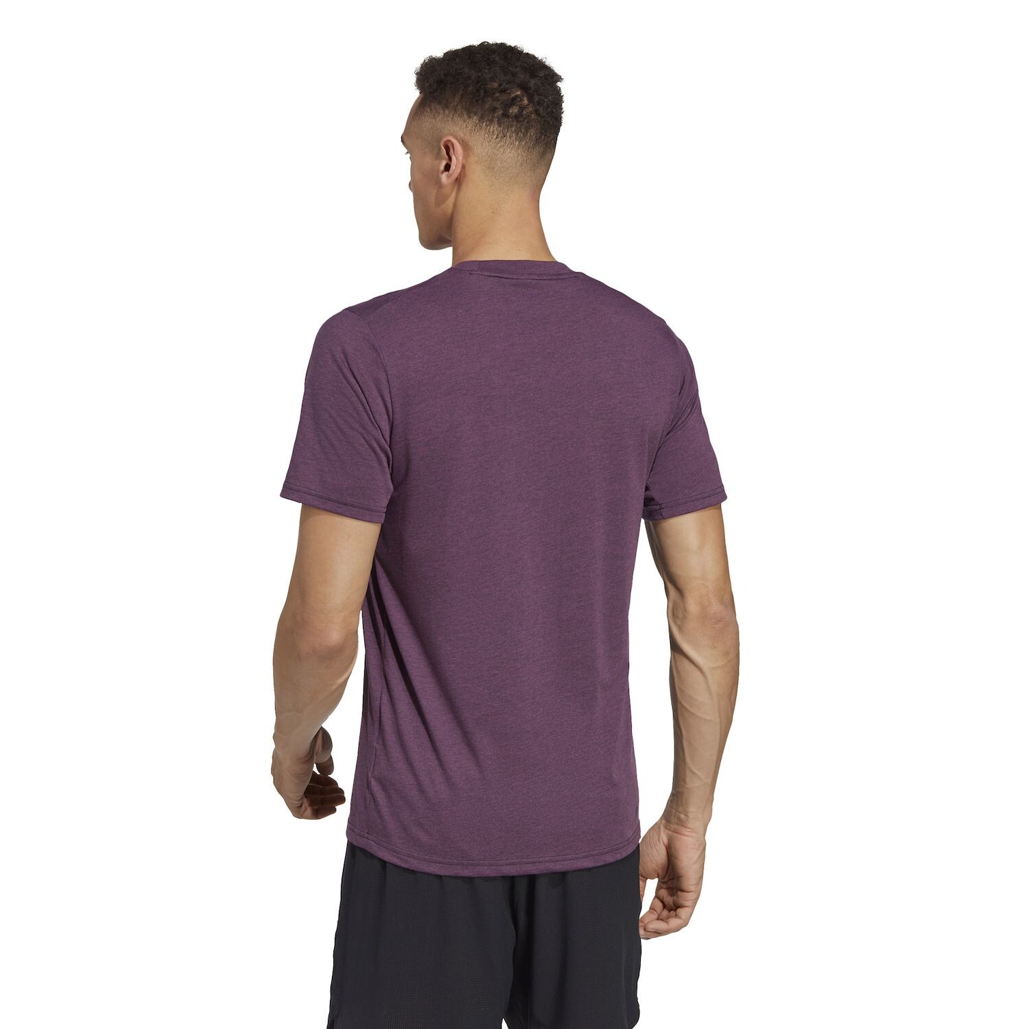 Мужская тренировочная футболка adidas Train Essentials Feelready
Мужская тренировочная футболка adidas Train Essentials Feelready