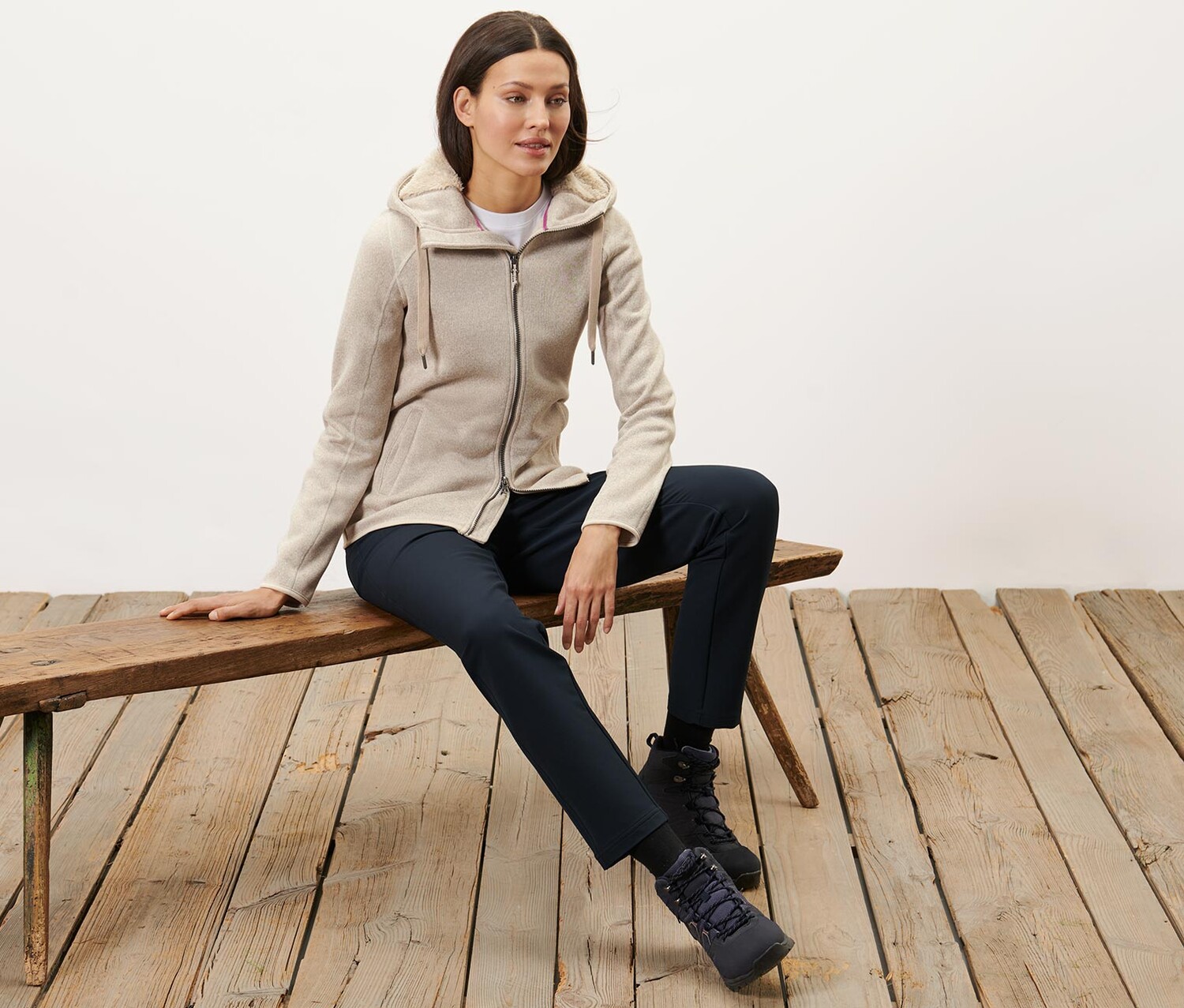 Вязаная флисовая куртка с капюшоном песочного цвета Tchibo, песочного цвета
Вязаная флисовая куртка с капюшоном песочного цвета Tchibo, песочного цвета