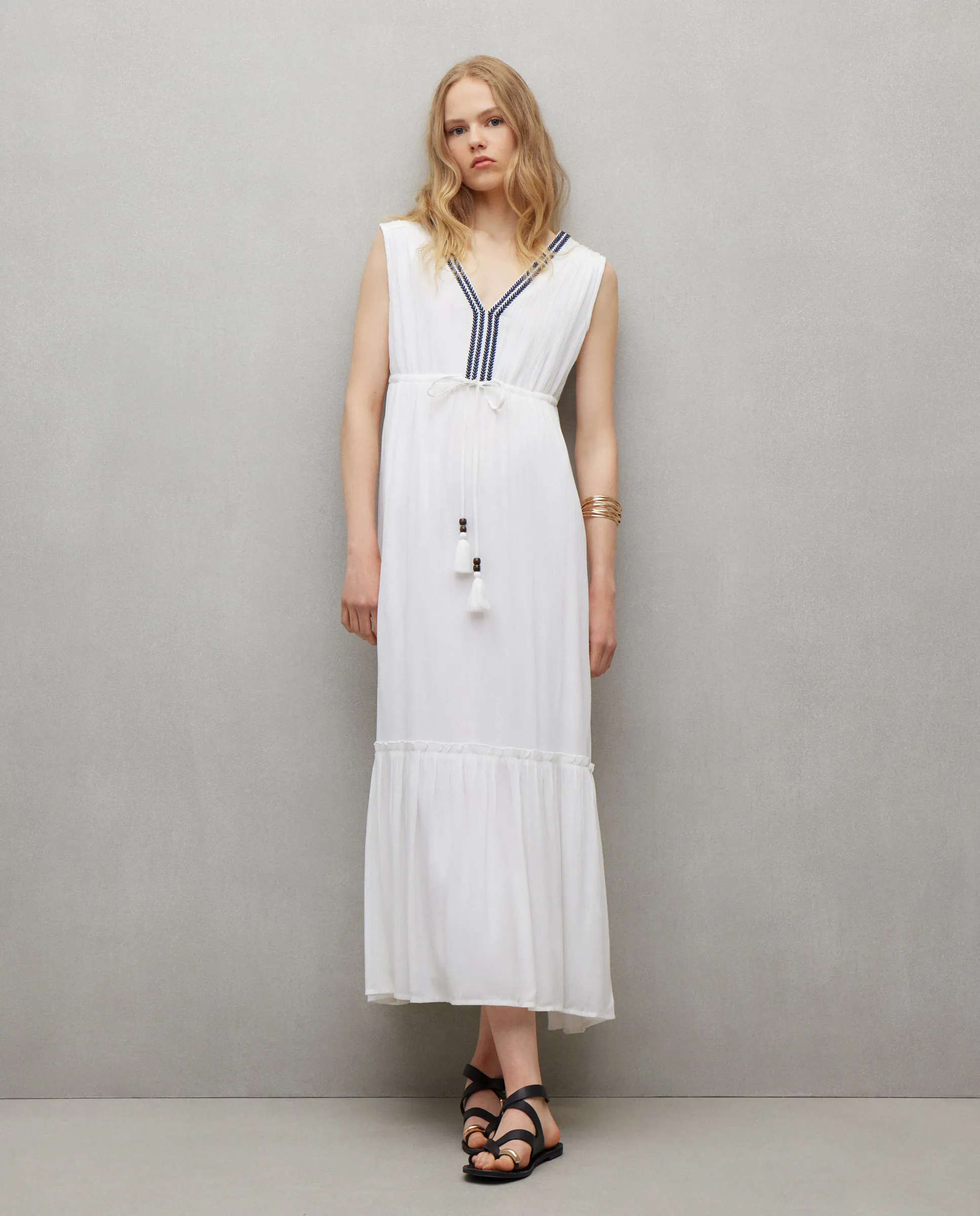 Длинное платье без рукавов Bambula с панелями Easy Wear, цвет Crudo
Длинное платье без рукавов Bambula с панелями Easy Wear, цвет Crudo