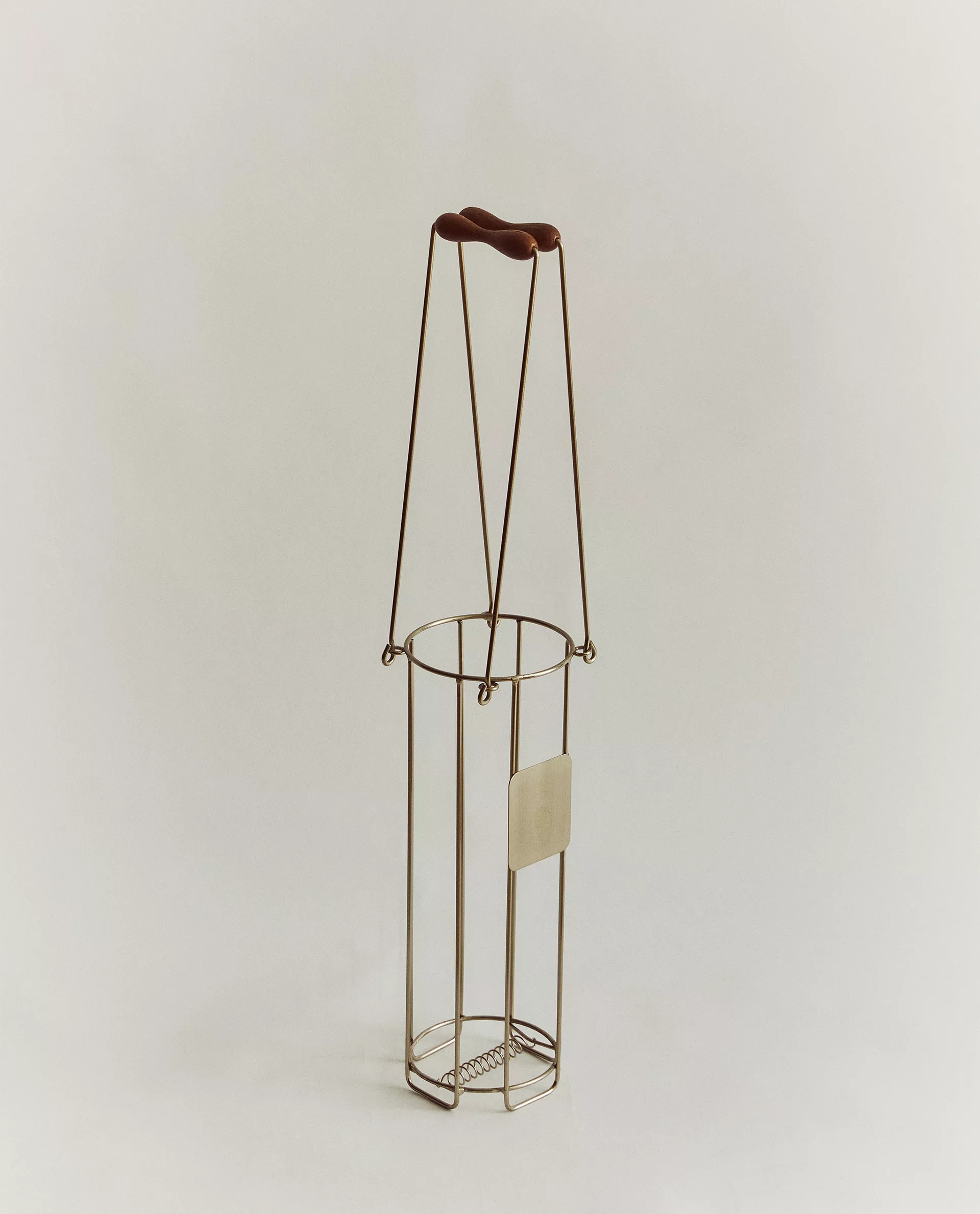 Корзина для теннисных мячей Zara Home Metal Tennis Ball, серый
Корзина для теннисных мячей Zara Home Metal Tennis Ball, серый