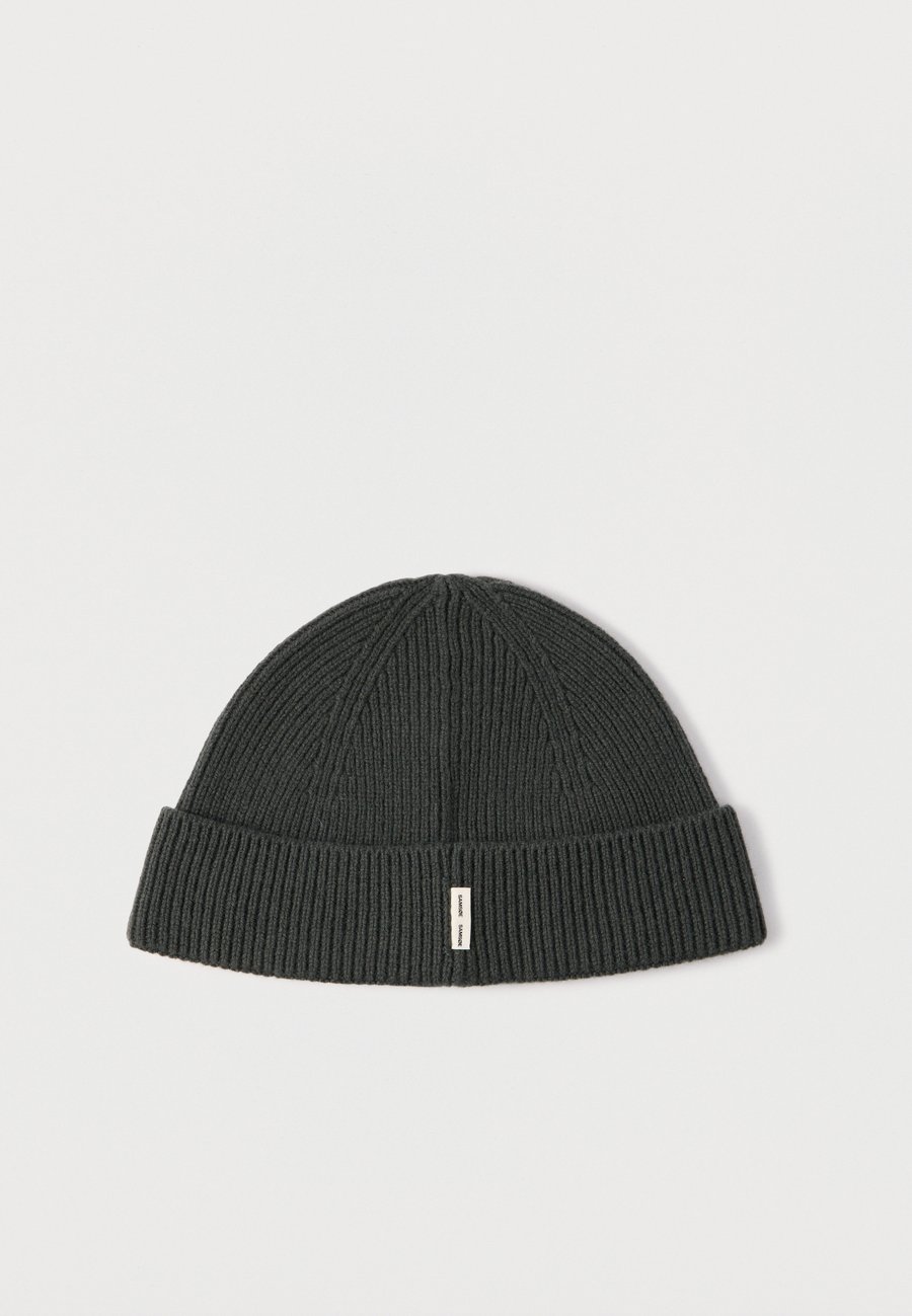 Шапка Samsøe Samsøe PAUL BEANIE, Dark Evergreen/Dark Green
Шапка Samsøe Samsøe PAUL BEANIE, Dark Evergreen/Dark Green