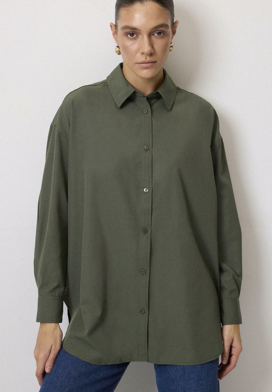 Блуза Touché Privé Button-down blouse, Khaki
Блуза Touché Privé Button-down blouse, Khaki