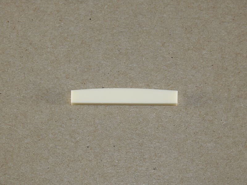 Allparts BN-0250-000 Отбеленная заготовка для гайки с плоским дном для Fender и других гитар!