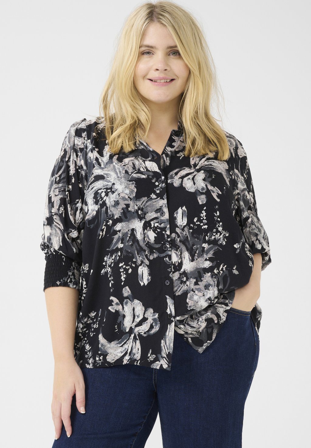 Блузка на пуговицах MONA Kaffe Curve, черный
Блузка на пуговицах MONA Kaffe Curve, черный