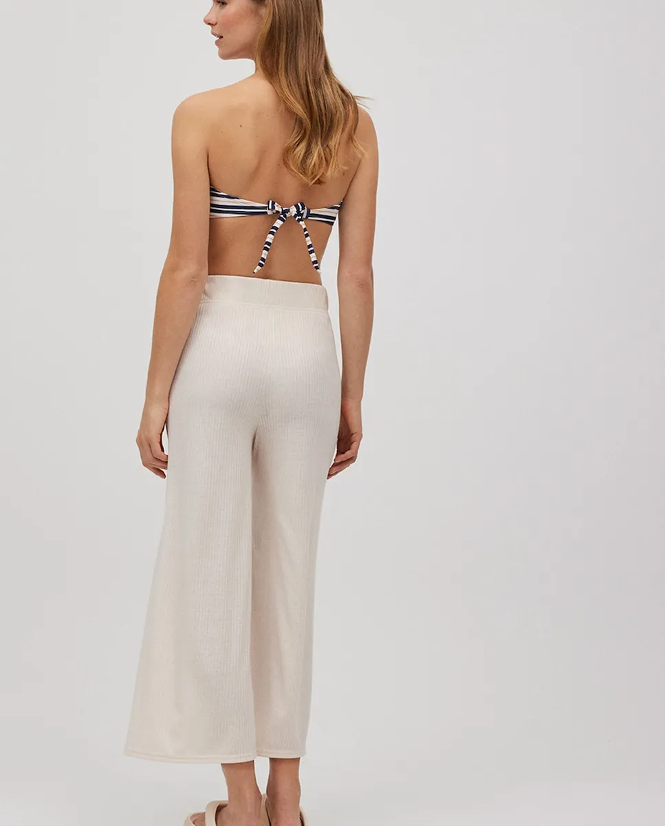 Длинные широкие брюки со сборкой на талии Ysabel Mora, цвет Crudo
Длинные широкие брюки со сборкой на талии Ysabel Mora, цвет Crudo