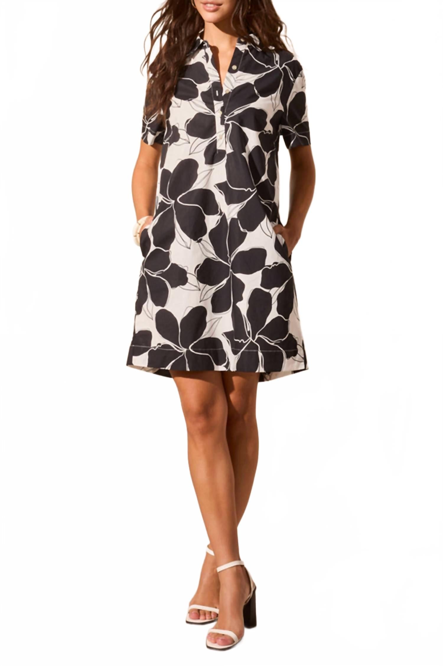 Черно-белое платье с воротником TRIBAL
Черно-белое платье с воротником TRIBAL