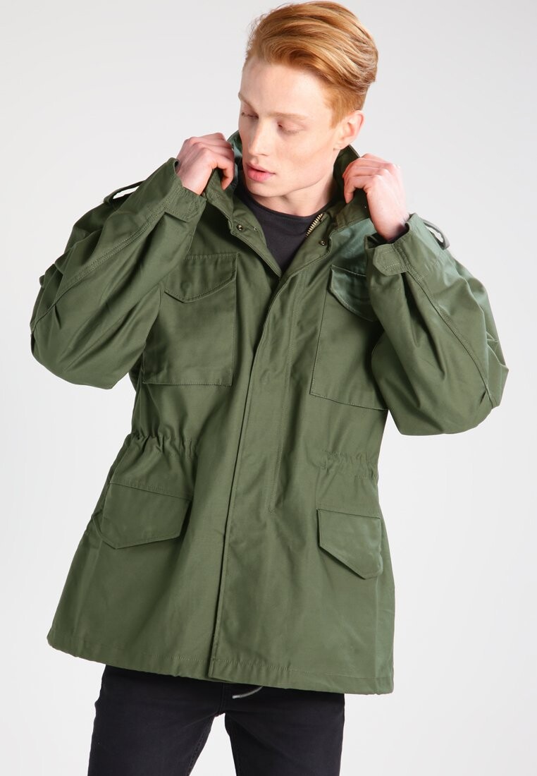 Короткое пальто Alpha Industries, темно-зеленый
Короткое пальто Alpha Industries, темно-зеленый