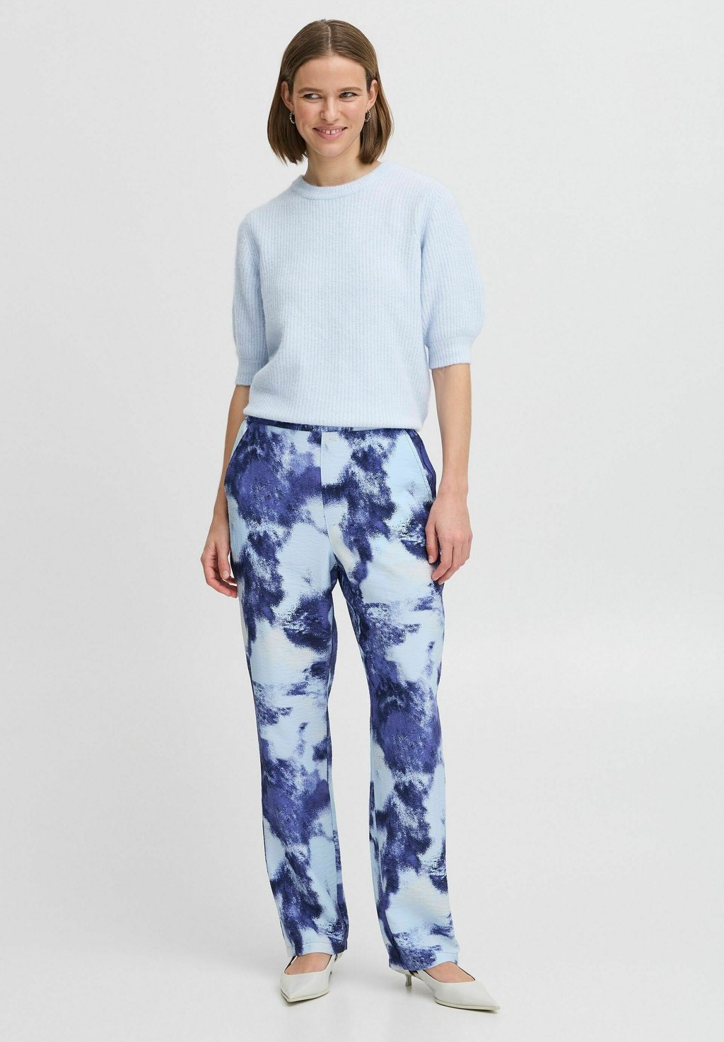 Джемпер BYOMEA b.young by Zalando, синий 
Джемпер BYOMEA b.young by Zalando, синий