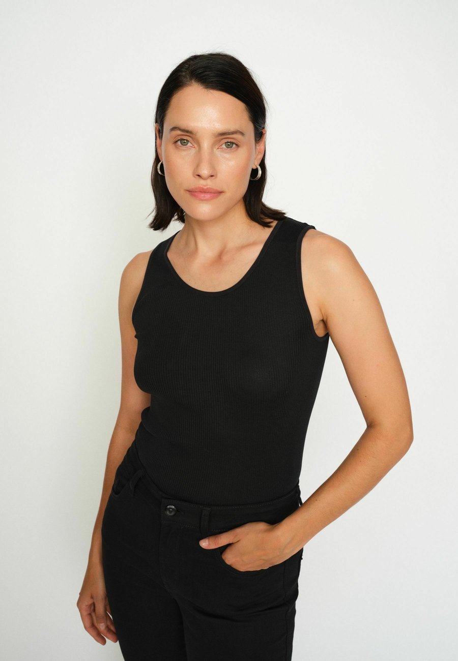 Топ Mos Mosh TANK, Black
Топ Mos Mosh TANK, Black