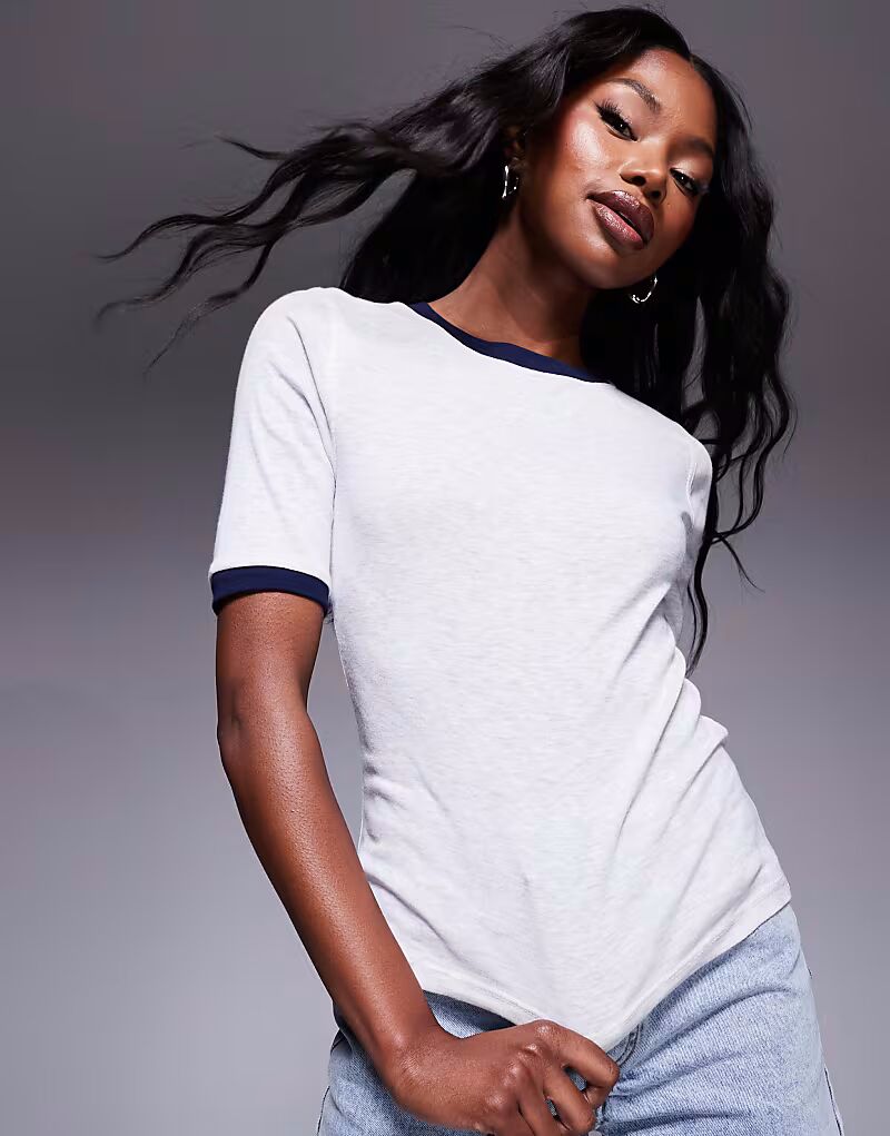 Топ River Island с короткими рукавами серого цвета
Топ River Island с короткими рукавами серого цвета