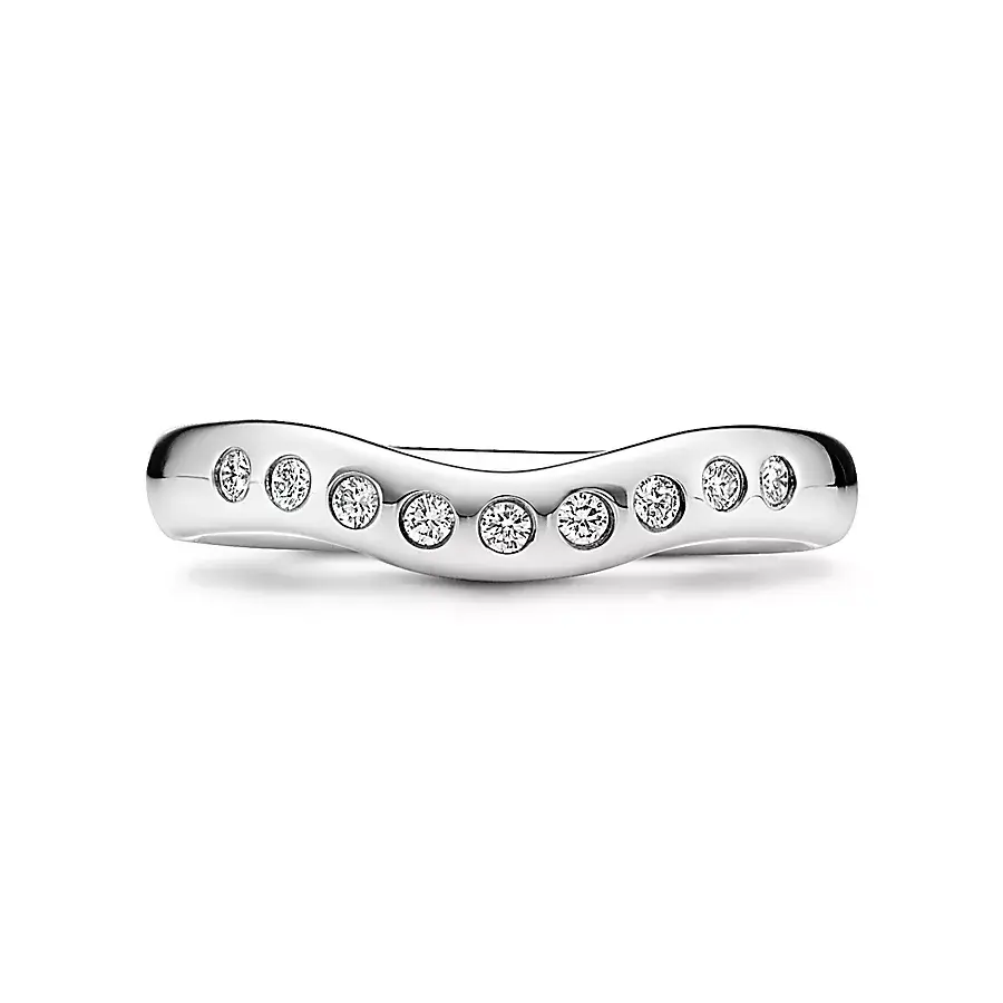 Кольцо Tiffany & Co. x Elsa Peretti Band, платина/бриллиант
Кольцо Tiffany & Co. x Elsa Peretti Band, платина/бриллиант