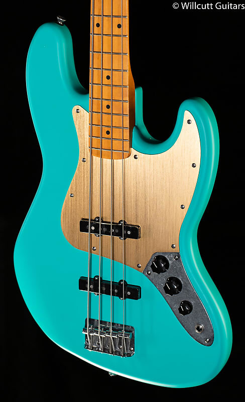 Squier 40th Anniversary Jazz Bass Vintage Edition Кленовый гриф Satin Sea Foam Green (025) Squier 40th Anniversary Jazz Bass Edition Maple Fingerboard (025)
Squier 40th Anniversary Jazz Bass Vintage Edition Кленовый гриф Satin Sea Foam Green (025) Squier 40th Anniversary Jazz Bass Edition Maple Fingerboard (025)