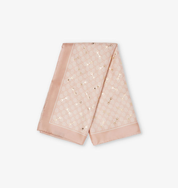 Шелковый шарф с принтом в виде конского удила и монограммой Gg Gucci, мультиколор
Шелковый шарф с принтом в виде конского удила и монограммой Gg Gucci, мультиколор