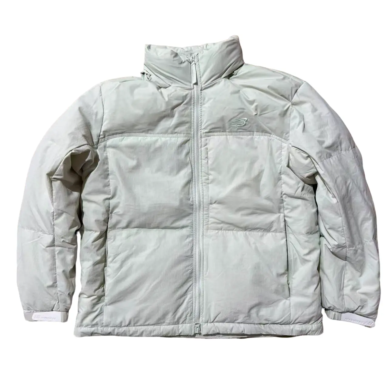 New Balance Пуховики Unisex Light Blue Stand Collar Moderate
New Balance Пуховики Unisex Light Blue Stand Collar Moderate