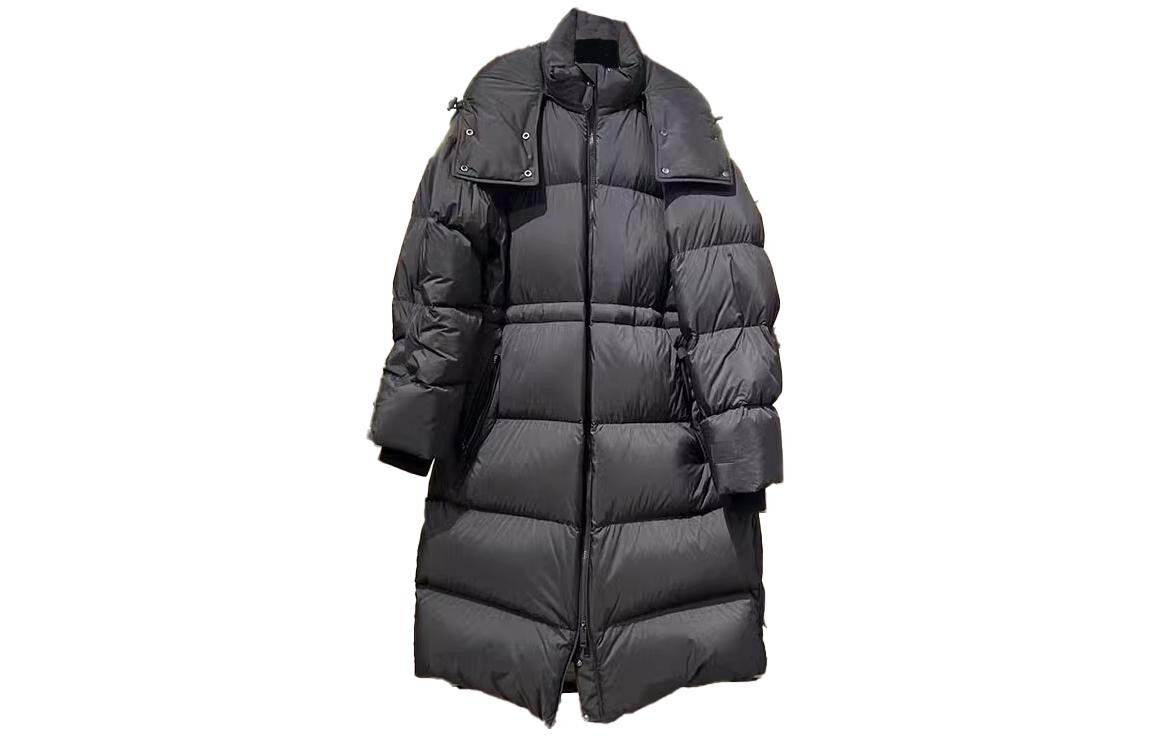 Пуховик женский черный Burberry
Пуховик женский черный Burberry