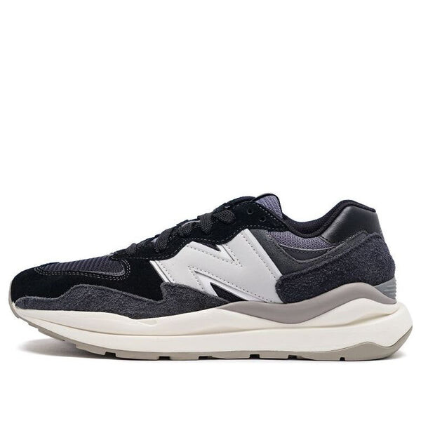 Кроссовки 57 40 New Balance, черный
Кроссовки 57 40 New Balance, черный
