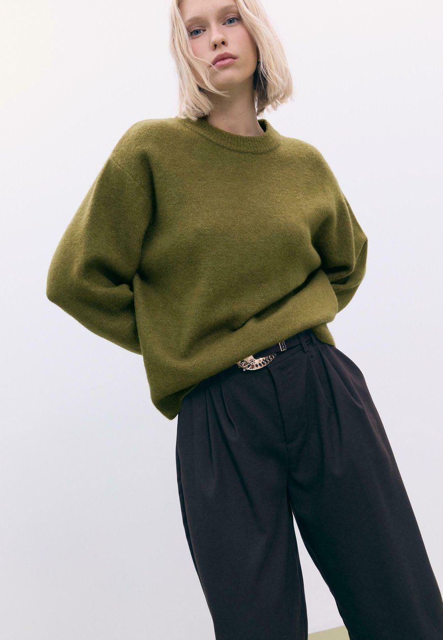 Джемпер Stradivarius Jumper, Evergreen
Джемпер Stradivarius Jumper, Evergreen