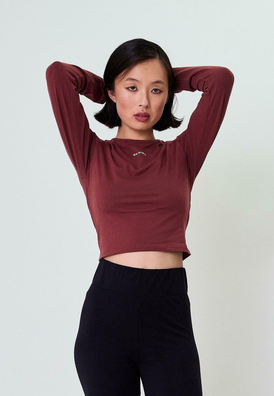 Топ OH APRIL Long sleeved top, Cherrywood/Dark Red
Топ OH APRIL Long sleeved top, Cherrywood/Dark Red