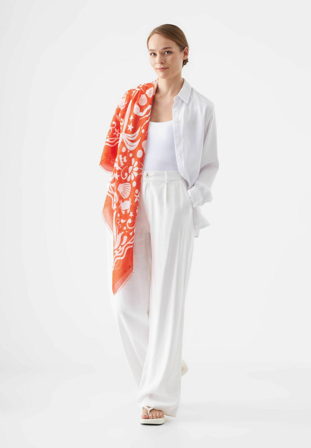 Шарф Codello, красный
Шарф Codello, красный