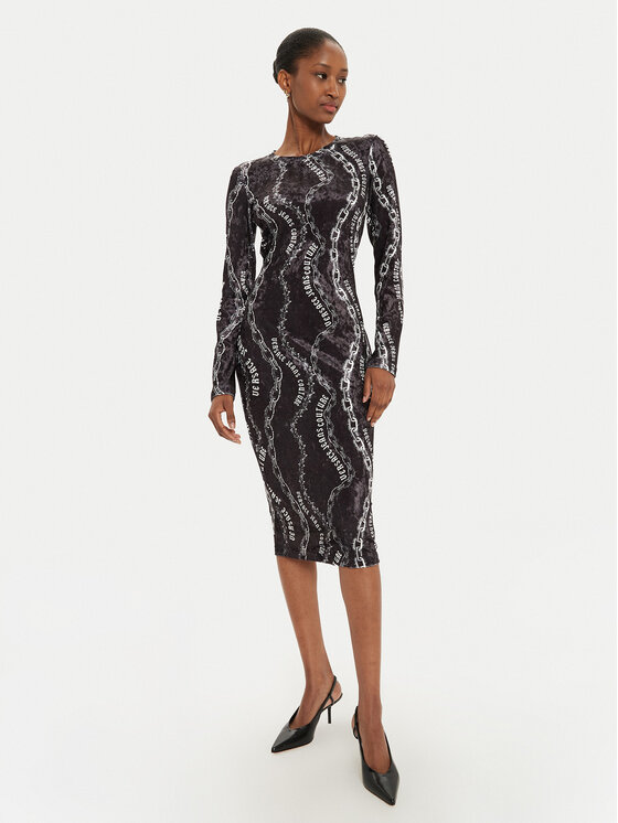 Платье на каждый день приталенного кроя Versace Jeans Couture, черный
Платье на каждый день приталенного кроя Versace Jeans Couture, черный