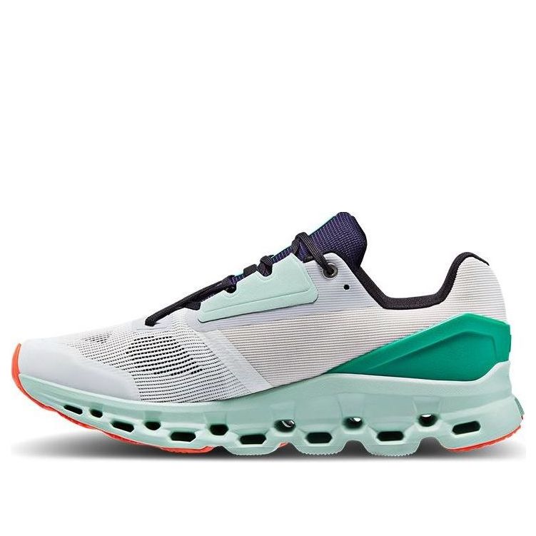 Кроссовки On Running Cloudstratus 'Undyed White Creek', белый 
Кроссовки On Running Cloudstratus 'Undyed White Creek', белый