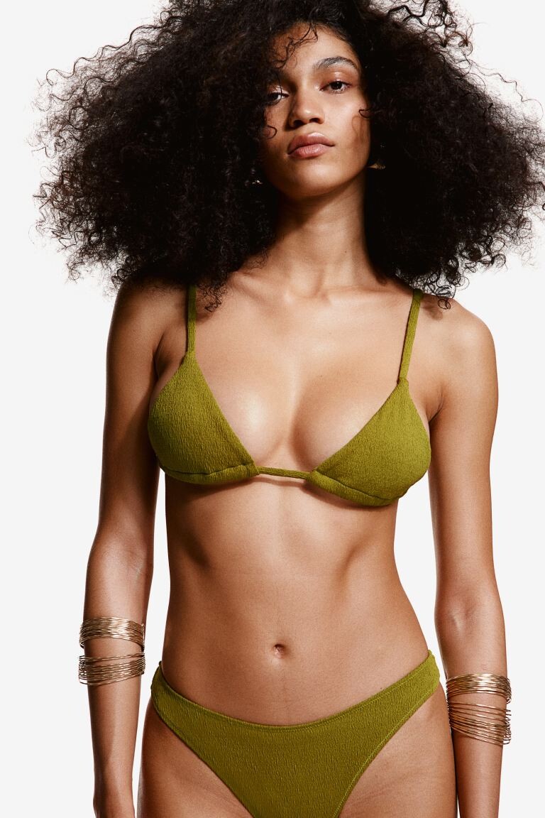 Мягкий лиф бикини с треугольными чашечками H&M, зеленый
Мягкий лиф бикини с треугольными чашечками H&M, зеленый