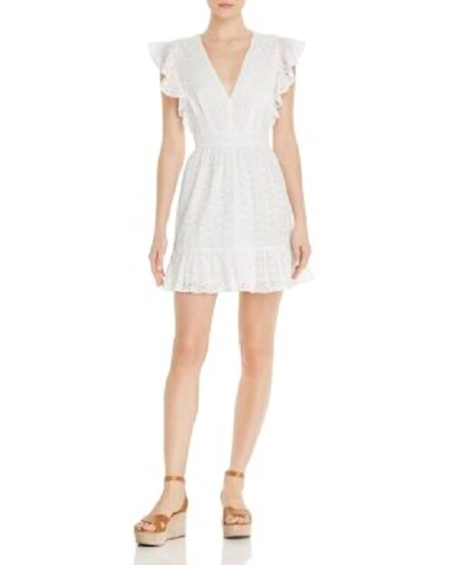 Короткое летнее платье из хлопка с оборками и люверсами белого цвета Aqua
Короткое летнее платье из хлопка с оборками и люверсами белого цвета Aqua