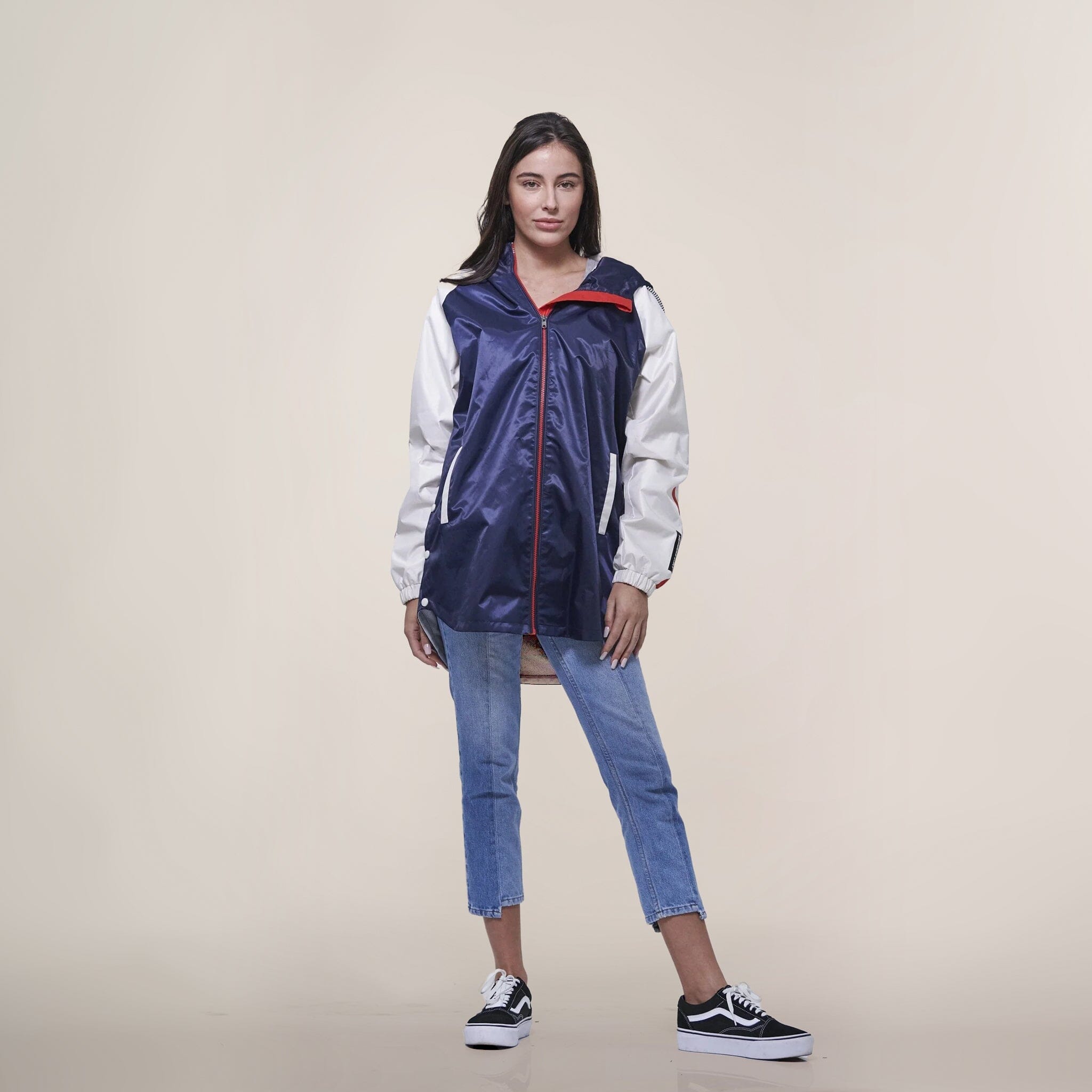 Длинный женский пиджак из атласного твила Members Only, темно-синий
Длинный женский пиджак из атласного твила Members Only, темно-синий