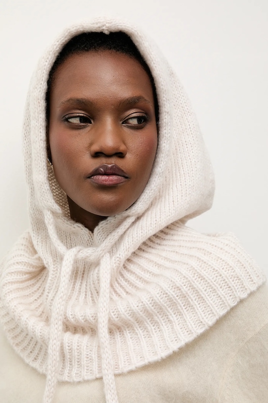 Капюшон с мериносовой шерстью Answear.Lab, бежевый
Капюшон с мериносовой шерстью Answear.Lab, бежевый