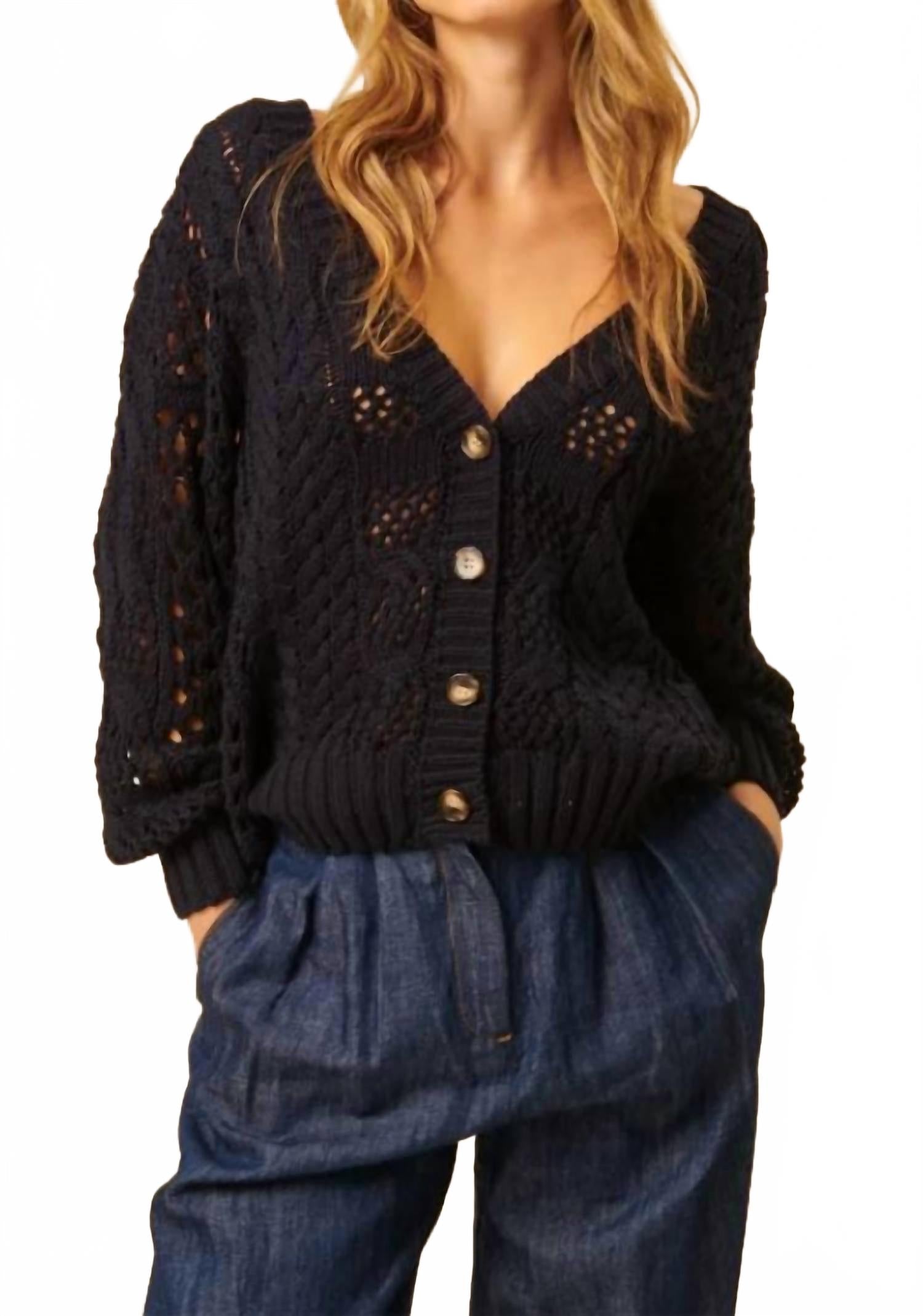 Кардиган Domenico в насыщенном синем JOHN + JENN
Кардиган Domenico в насыщенном синем JOHN + JENN