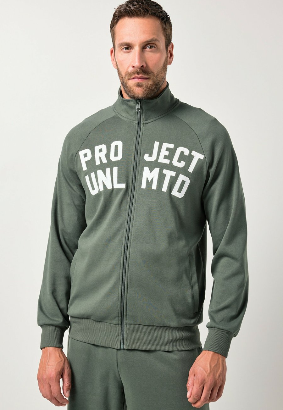 Толстовка JP1880 FITNESS STAND-UP COLLAR CHEST BADGE, Cloudy Green/Green
Толстовка JP1880 FITNESS STAND-UP COLLAR CHEST BADGE, Cloudy Green/Green