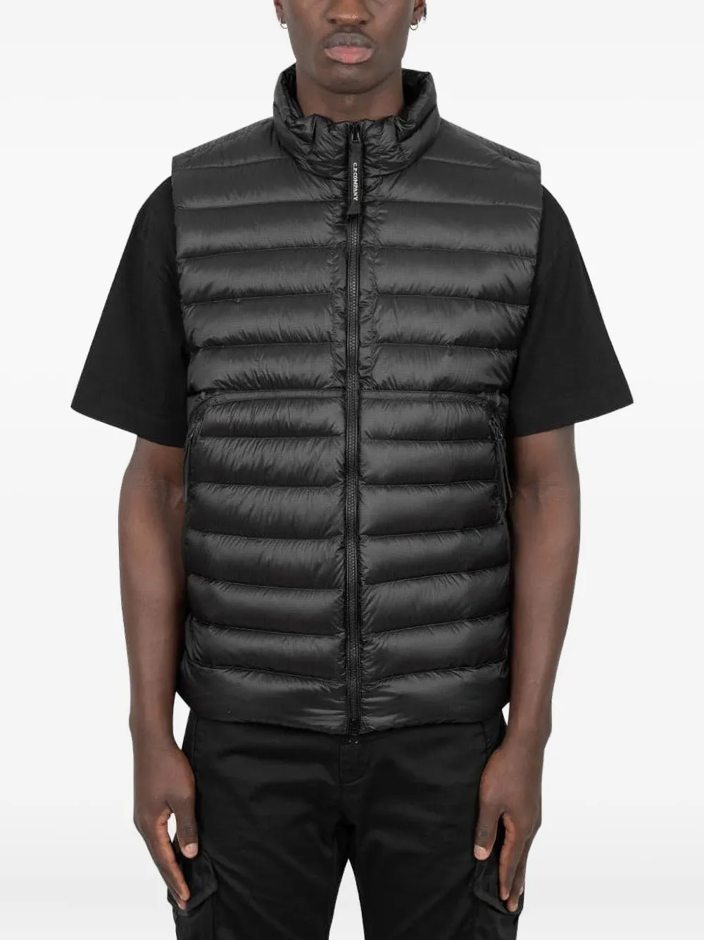 Стеганый жилет с декором Lens C.P. Company, черный
Стеганый жилет с декором Lens C.P. Company, черный
