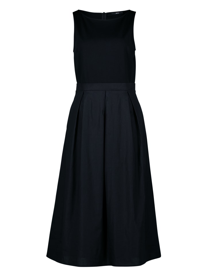 Длинное платье Zero
Длинное платье Zero