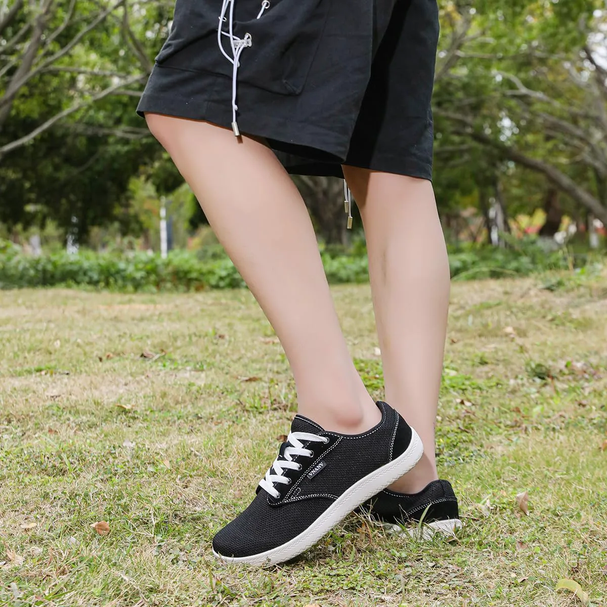 Мужские босоногие кроссовки с широкой носочной частью | Минималистичные кеды с нулевым перепадом для ходьбы и занятий в зале | Дышащая сетчатая обувь для кросс-тренинга | Легкие, естественные ощущения для равновесия и осанки VNANV, черно-белый
Мужские босоногие кроссовки с широкой носочной частью | Минималистичные кеды с нулевым перепадом для ходьбы и занятий в зале | Дышащая сетчатая обувь для кросс-тренинга | Легкие, естественные ощущения для равновесия и осанки VNANV, черно-белый