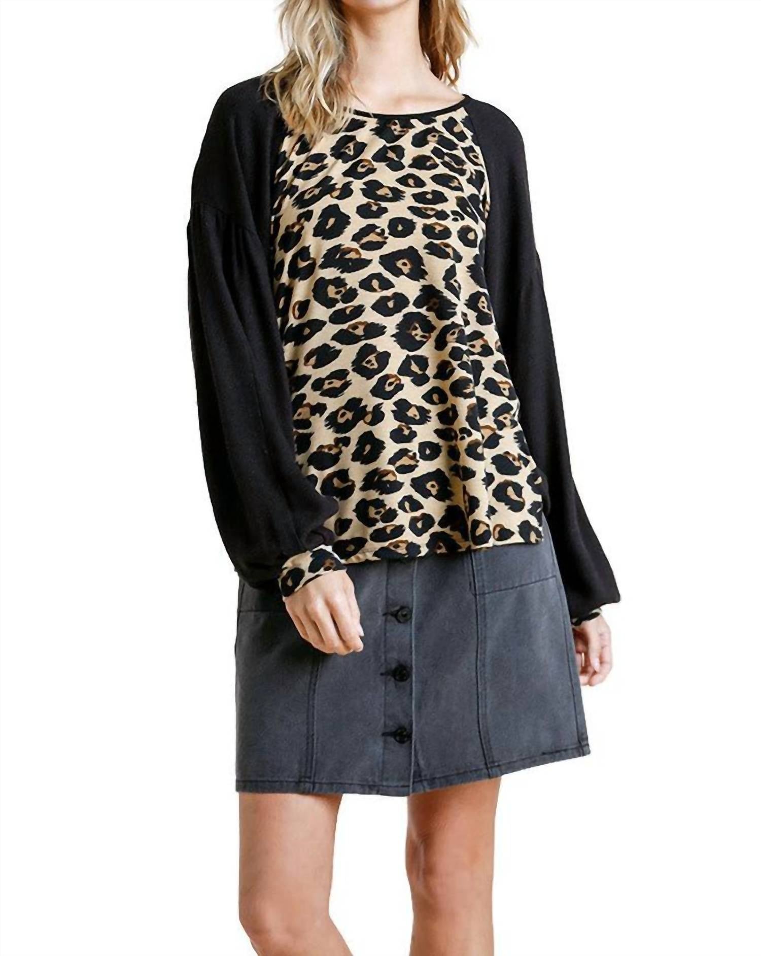 Леопардовый топ с длинным рукавом в черном цвете Umgee
Леопардовый топ с длинным рукавом в черном цвете Umgee