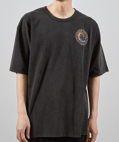 Футболка с круглым логотипом и пигментированным принтом Rattle Trap, черная
Футболка с круглым логотипом и пигментированным принтом Rattle Trap, черная