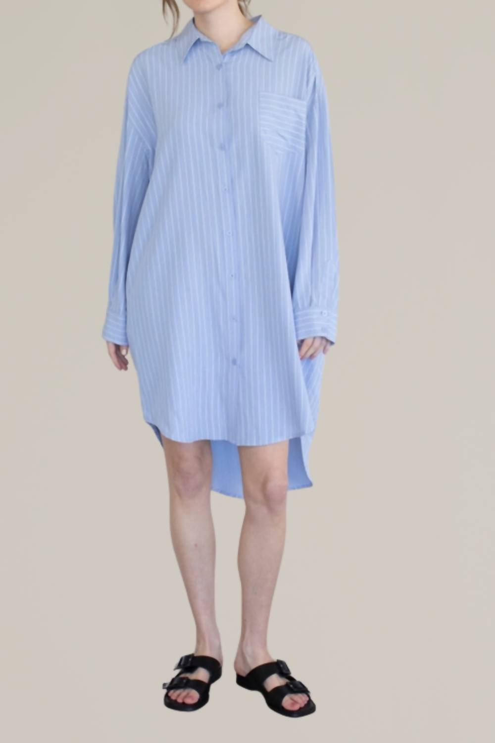 Полосатая рубашка-платье в голубую полоску Things Between
Полосатая рубашка-платье в голубую полоску Things Between