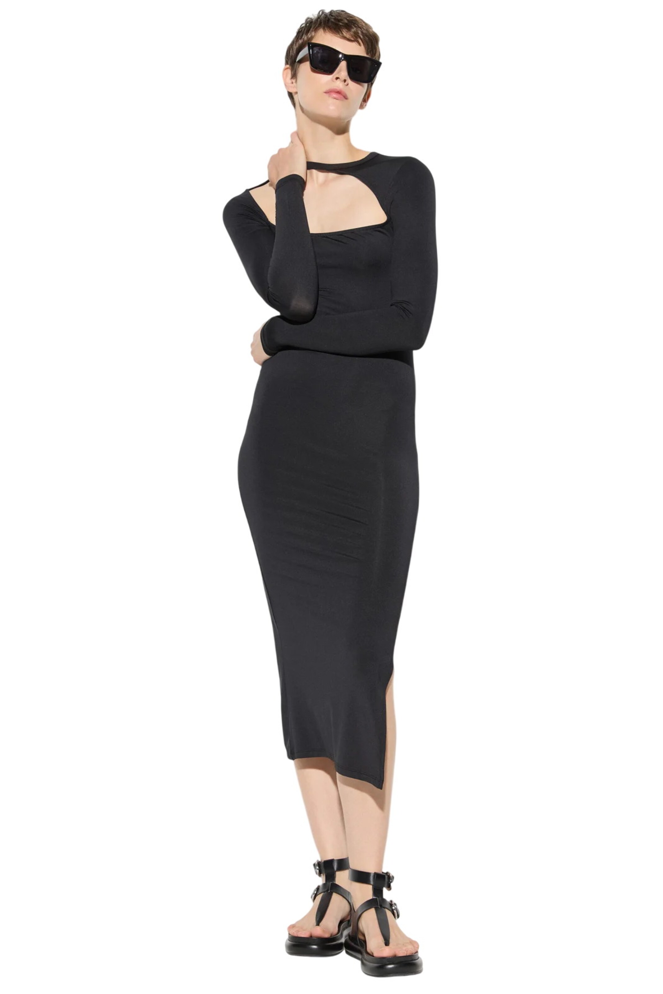 No Matter What Платье в черном цвете
No Matter What Платье в черном цвете