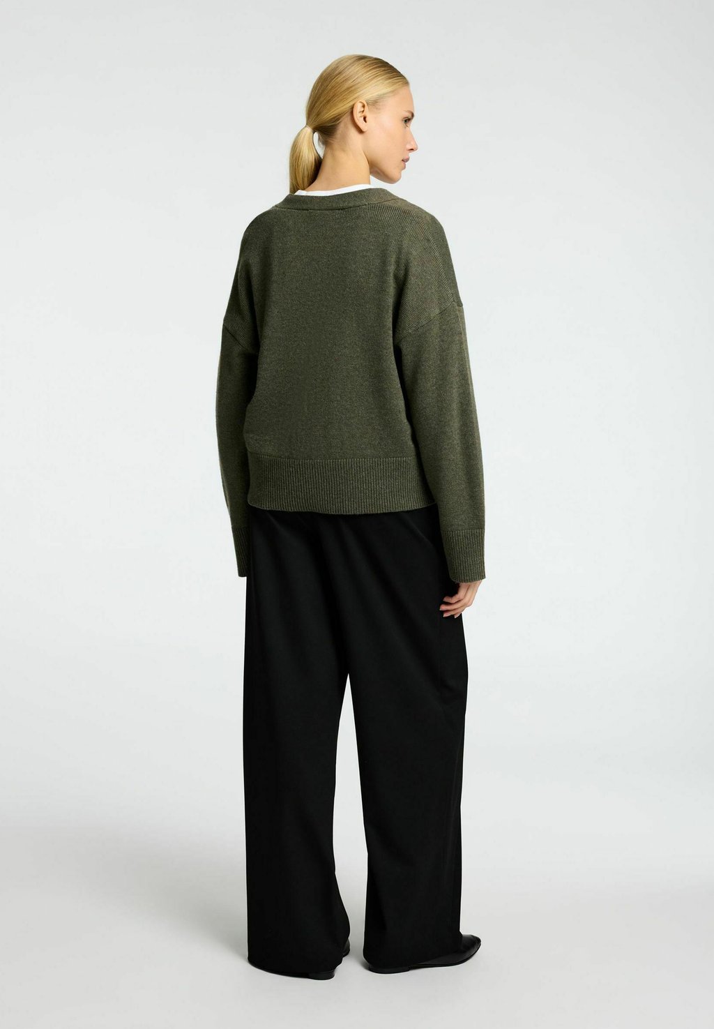 Кардиган V AUSSCHNITT Selected Femme, хаки
Кардиган V AUSSCHNITT Selected Femme, хаки