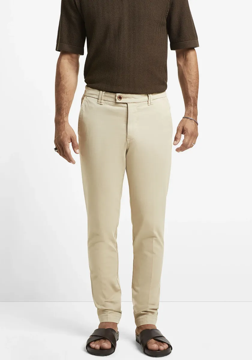 Брюки-чиносы "CIWOOD_2" в итальянском стиле Cinque, коричневый
Брюки-чиносы "CIWOOD_2" в итальянском стиле Cinque, коричневый