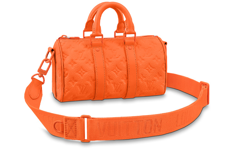 Сумка Keepall Bandouliere 25 Monogram Embossed Orange LOUIS VUITTON
Сумка Keepall Bandouliere 25 Monogram Embossed Orange LOUIS VUITTON
