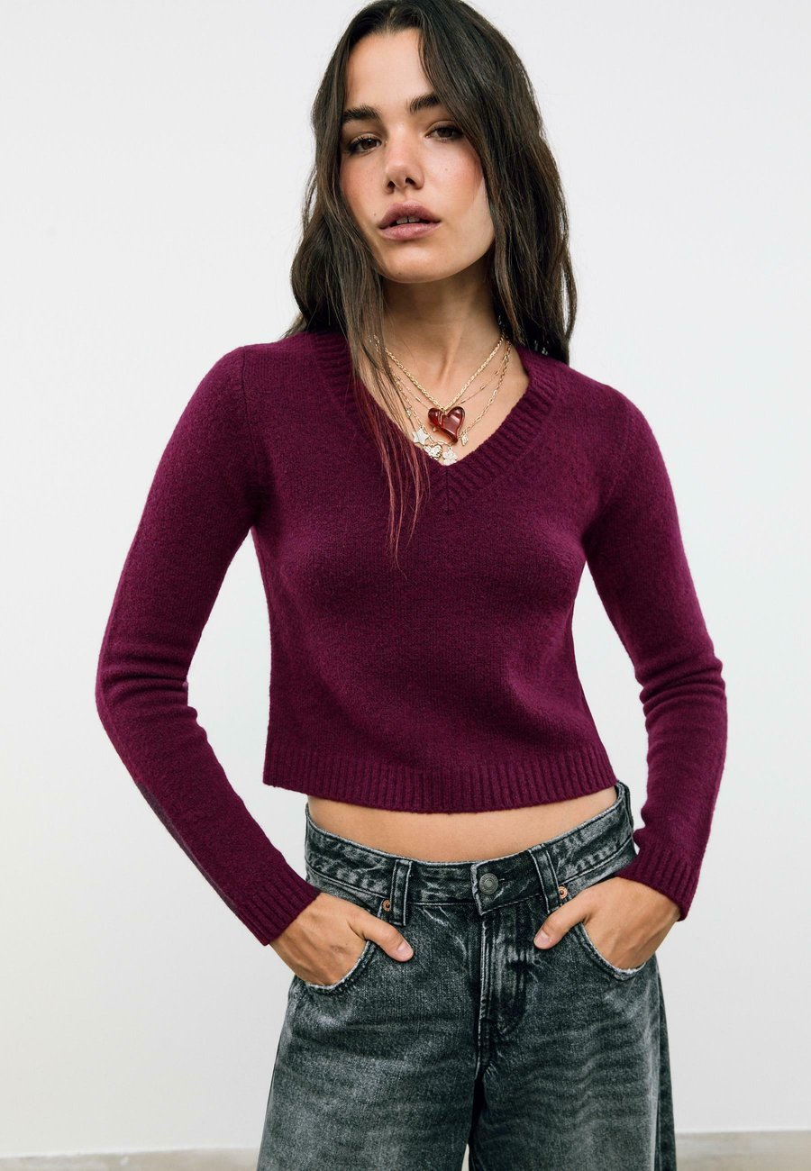 Джемпер Stradivarius SOFT-TOUCH CROPPED , Dark Red
Джемпер Stradivarius SOFT-TOUCH CROPPED , Dark Red