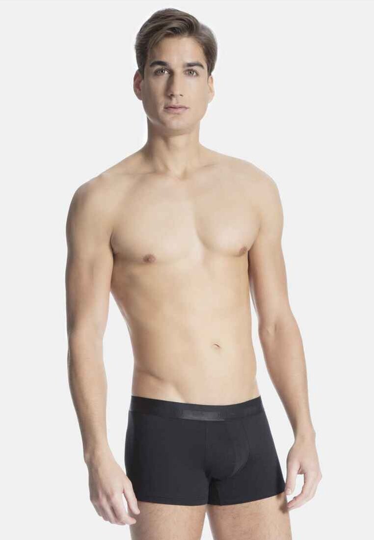 Брюки MORE HOM, черный
Брюки MORE HOM, черный