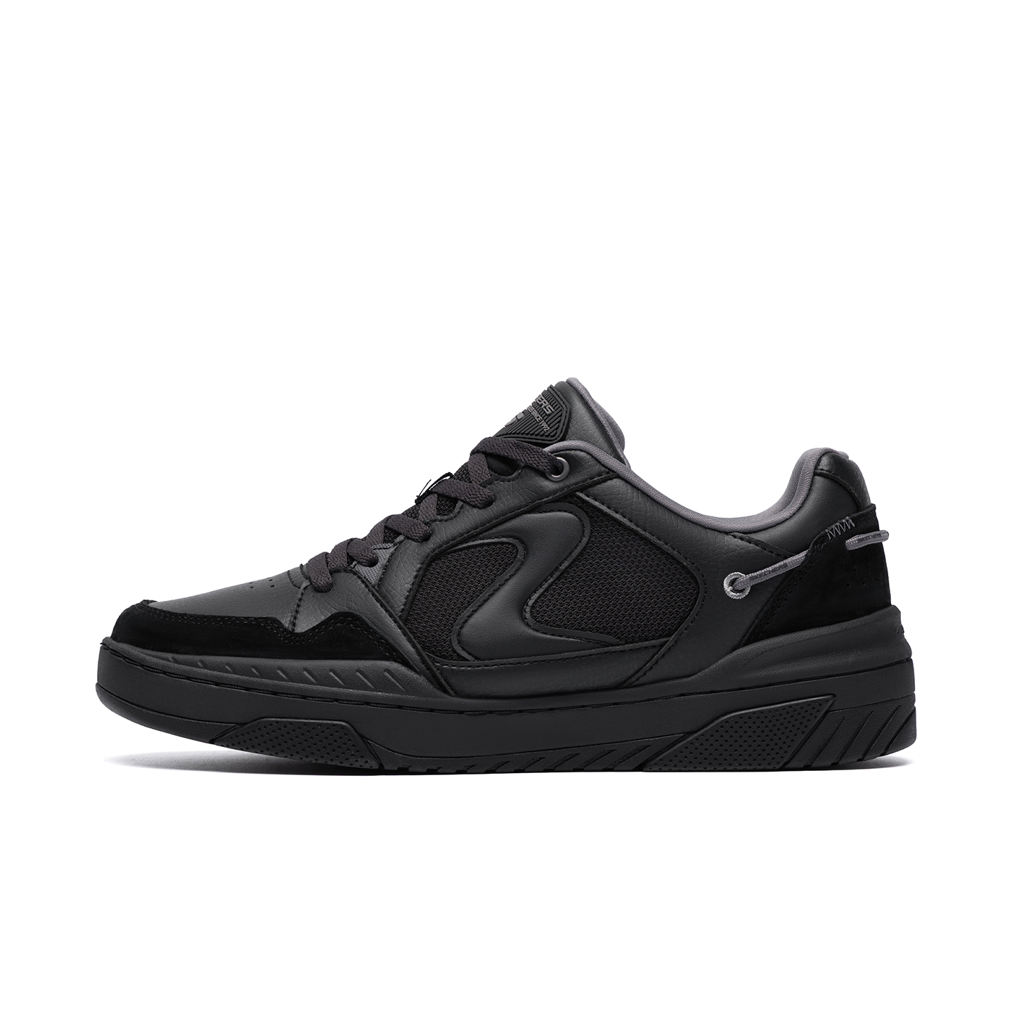 Skechers Кроссовки Court Classics для скейтбординга мужские низкие Black
Skechers Кроссовки Court Classics для скейтбординга мужские низкие Black