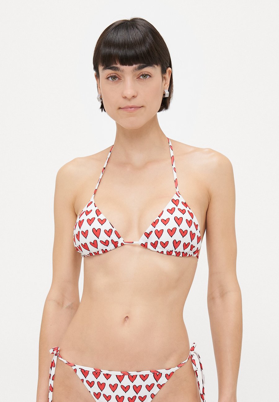 Топ бикини MOSCHINO SWIM TRIANGLE, White/Red/White
Топ бикини MOSCHINO SWIM TRIANGLE, White/Red/White