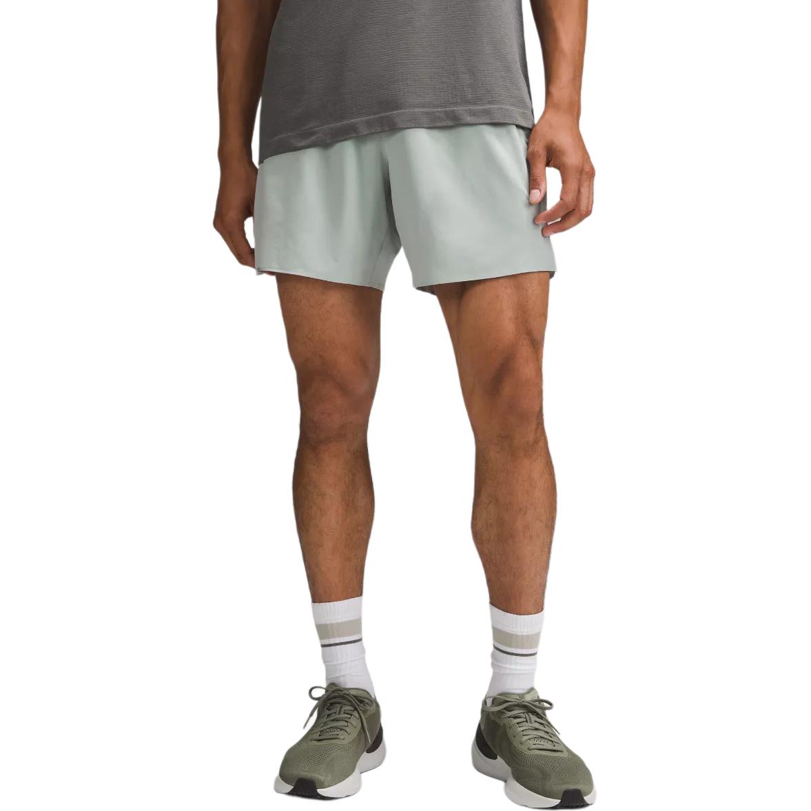 Шорты Surge Sports 6' мужские Lululemon, jade серый/jade grey
Шорты Surge Sports 6' мужские Lululemon, jade серый/jade grey