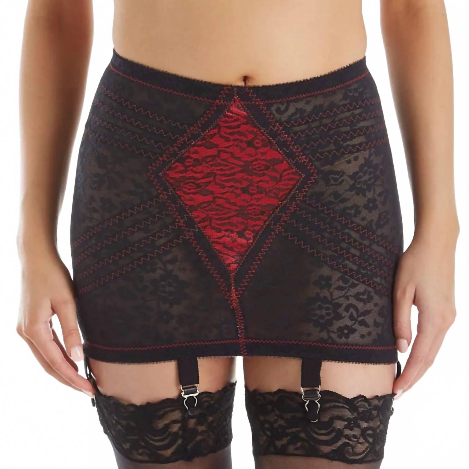 Открытый нижний пояс, очень плотная посадка, цвет: красный / черный Rago
Открытый нижний пояс, очень плотная посадка, цвет: красный / черный Rago