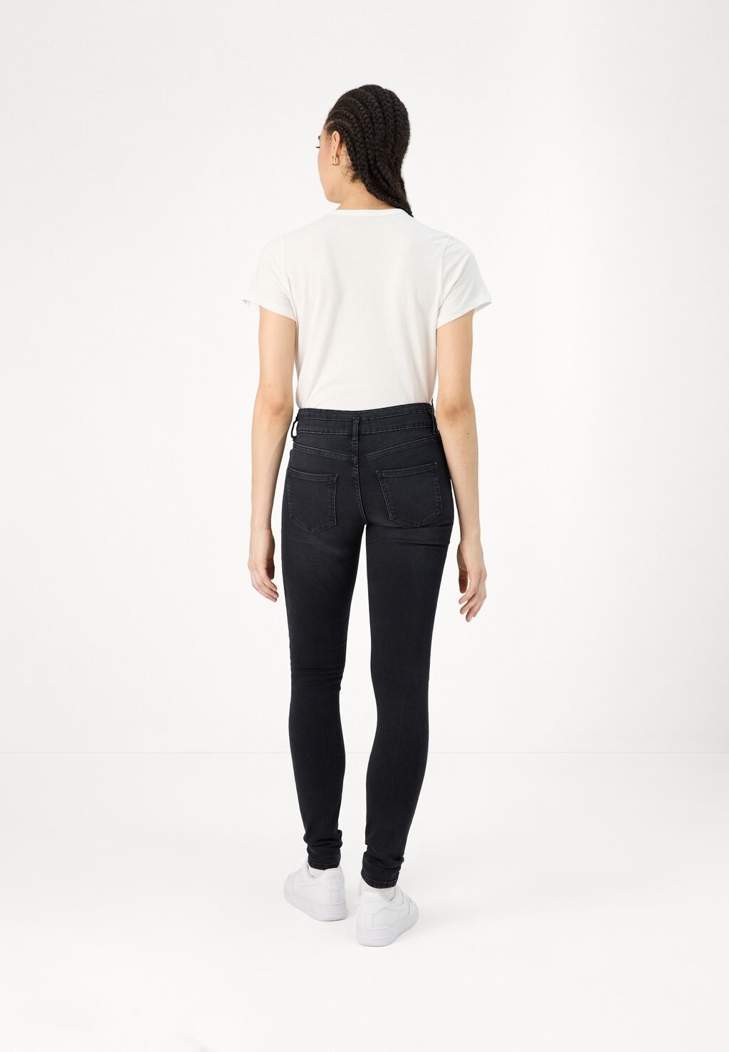 Джинсы облегающие ONLBLUSH ONLY, черный деним
Джинсы облегающие ONLBLUSH ONLY, черный деним