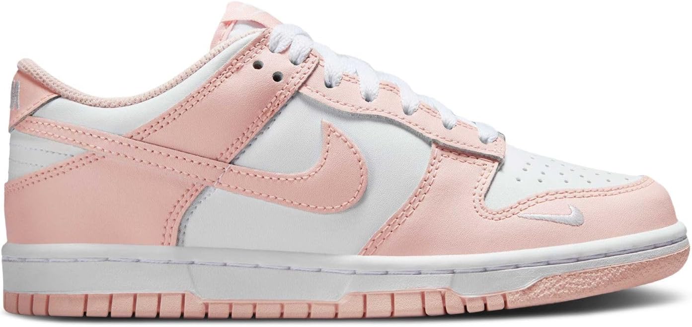 Кроссовки Nike Dunk Low для больших детей (HJ9282-100, белый/светло-коричневый/бордовый)
Кроссовки Nike Dunk Low для больших детей (HJ9282-100, белый/светло-коричневый/бордовый)